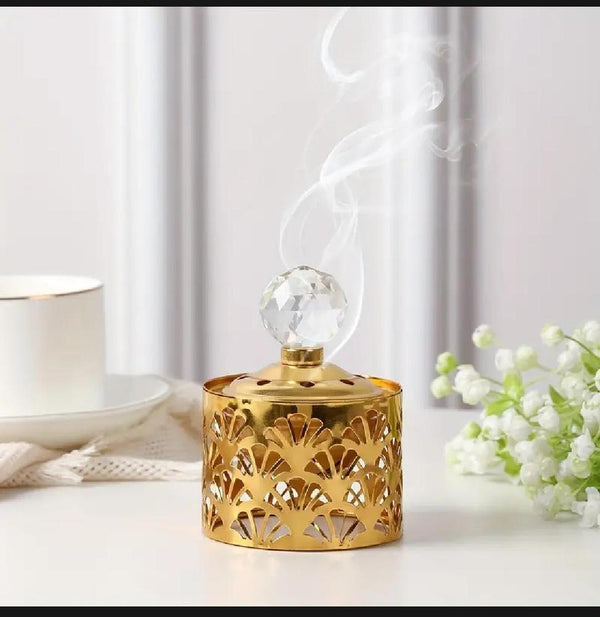 🕯️ Golden Stainless Steel Incense Burner - Add Warmth and Ambiance! 🌟