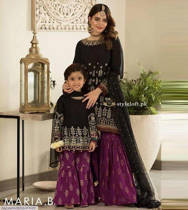 *Embroidered Lawn Suit for Girls - Unstitched 3-Piece Set! 👧🏻🌼*