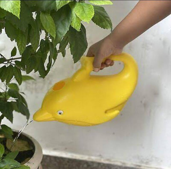 *1.5L Plastic Watering Pot - Perfect for Gardening and Cleaning! 🌱💧*